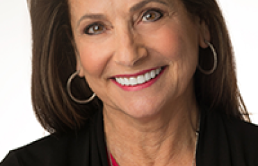 Karen Dahut headshot
