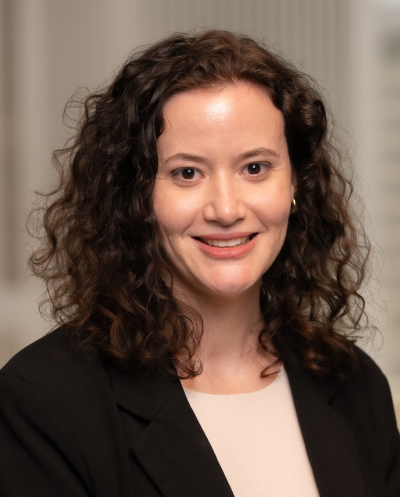 Caitlin Champion headshot