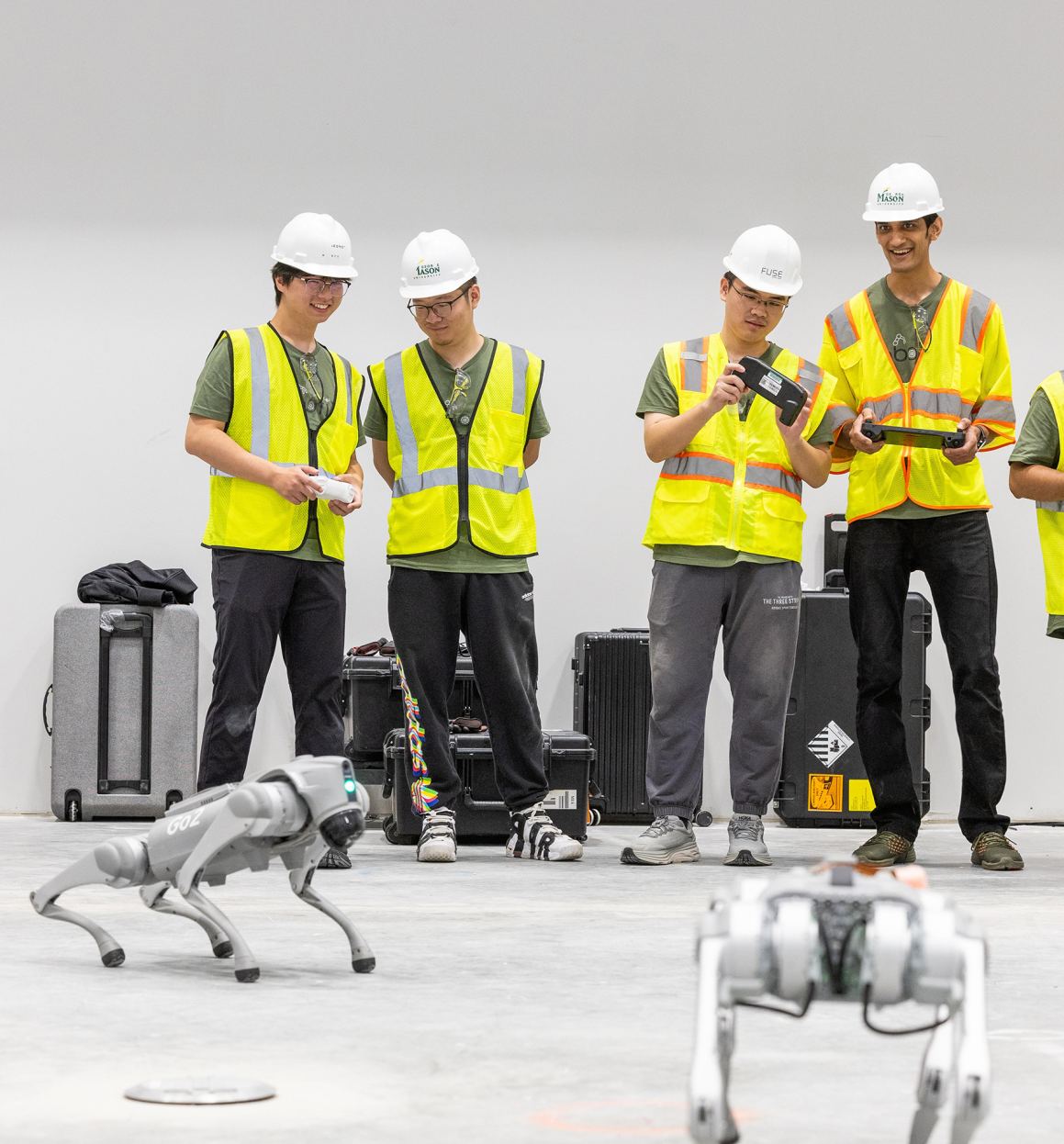 6 Students at GMU's Fuse building working with Artificial Intelligence 