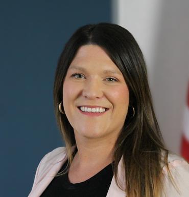 Maggie Wilhoite headshot
