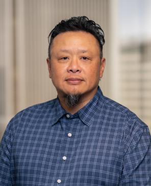 Lex Dominguez headshot