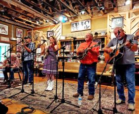 The Carter Family Fold, Scott County