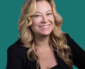 Headshot of Alison Lands 